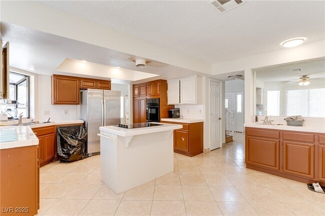 Building Photo - 1517 Kirby Dr