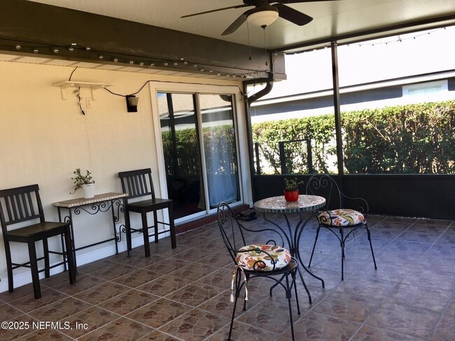 Building Photo - 1701 Covington Ln