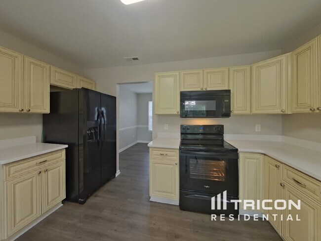 Building Photo - 9701 Pecota Ln