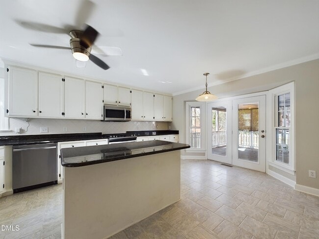 Building Photo - 4624 Forest Highland Dr