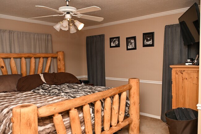 Building Photo - 788 UT-66