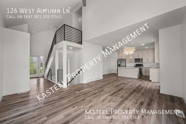 Building Photo - 126 W Autumn Ln