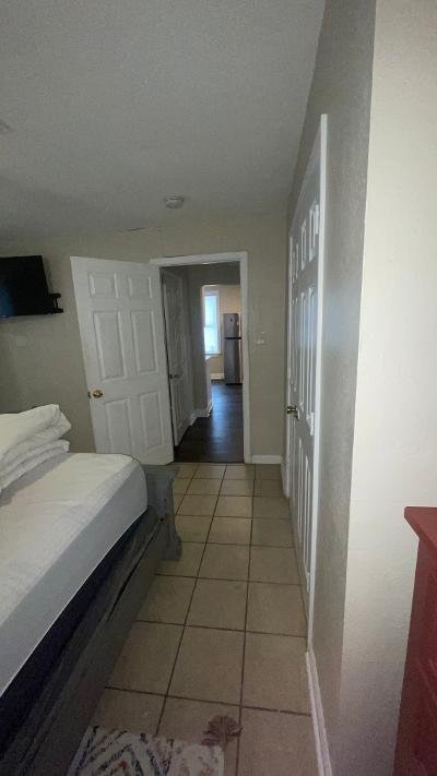 Building Photo - 5522 Wingate Dr