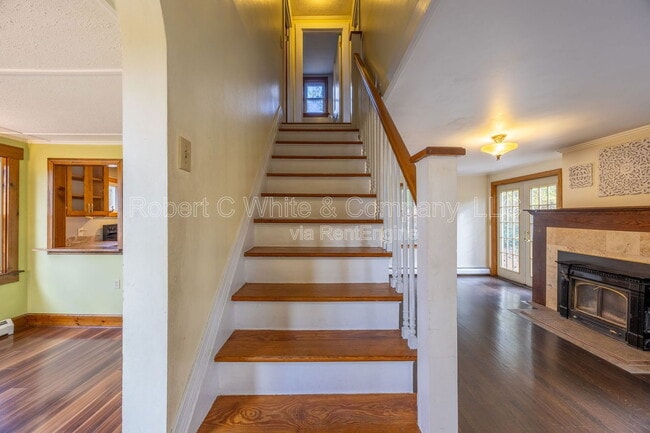 Building Photo - 70 Snipsic Lake Rd