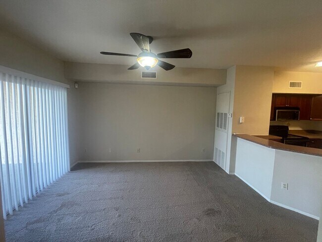 Building Photo - 1BR/1BA Altamonte Springs Condo with Brand...