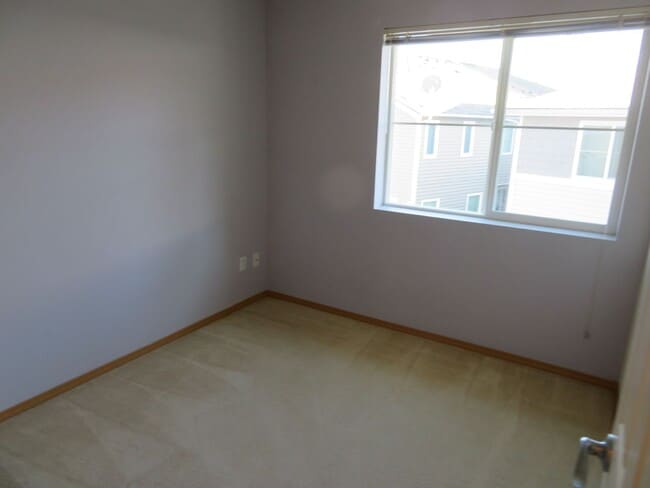 Building Photo - 2125 Bobs Hollow Ln