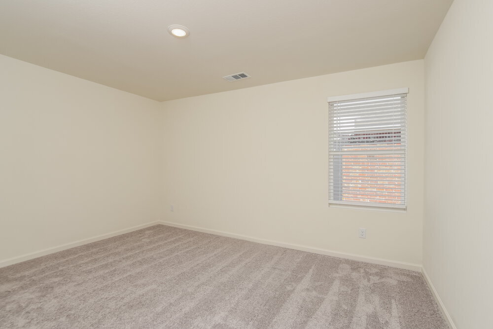 Building Photo - 1801 Sandlin Dr