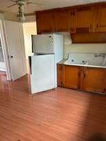 Building Photo - 373 Esser Ave