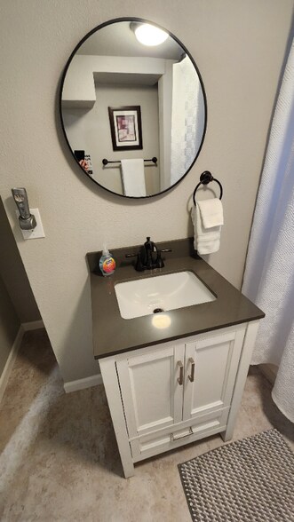 Building Photo - 1020 N 15th St