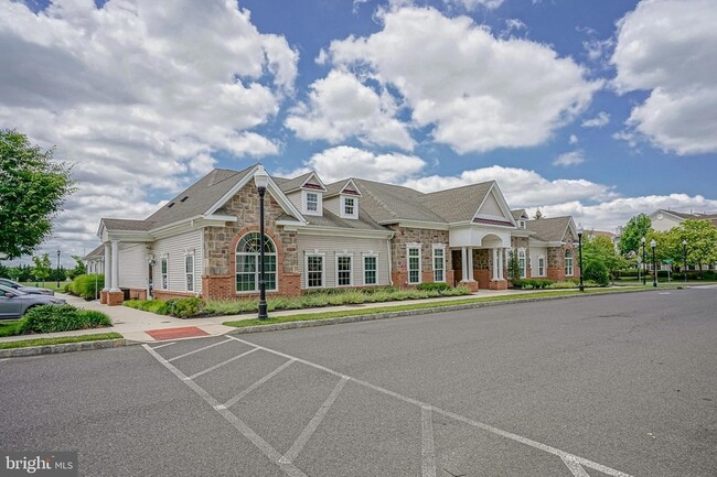Building Photo - 5335 Palomino Ct