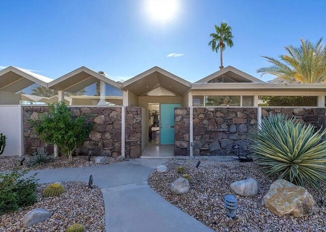 Building Photo - 193 W Merito Pl