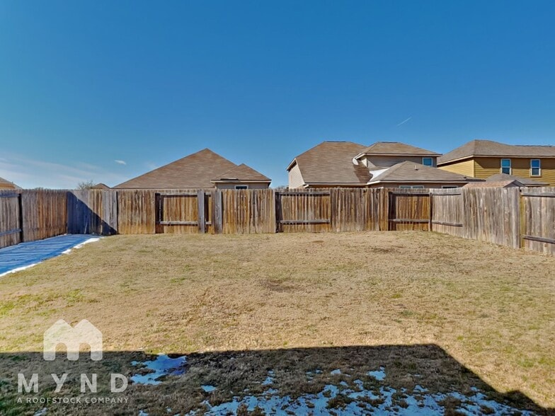 Building Photo - 13624 Founders Ln