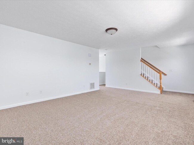 Building Photo - 111 Lighthouse Ln
