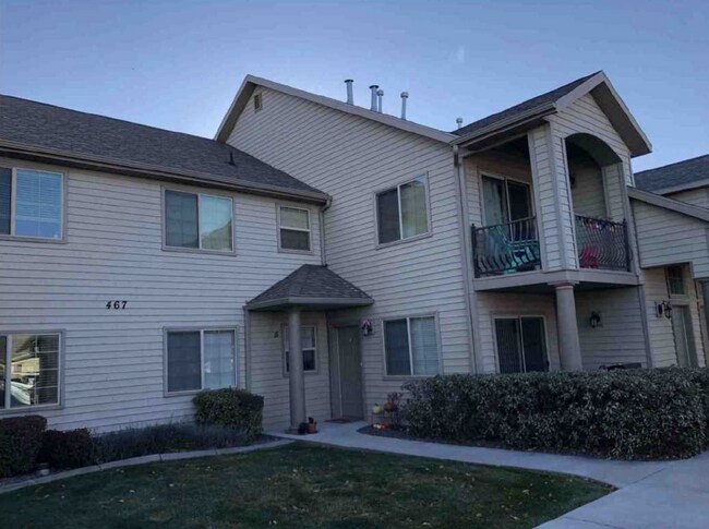 Building Photo - 467 S 2550 W