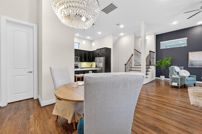 Building Photo - 1508 Beall St