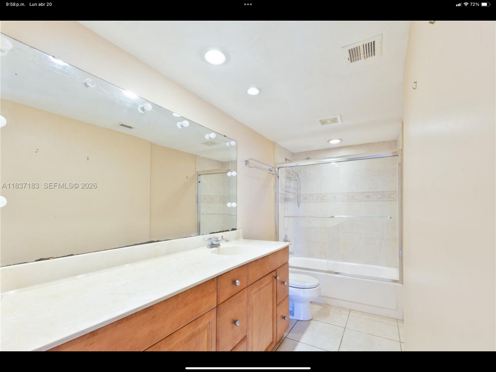 Building Photo - 20379 W Country Club Dr