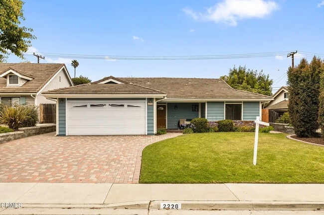 Building Photo - 2226 Sanderling St