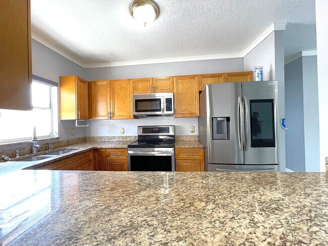 Building Photo - 2348 Cordova Ct