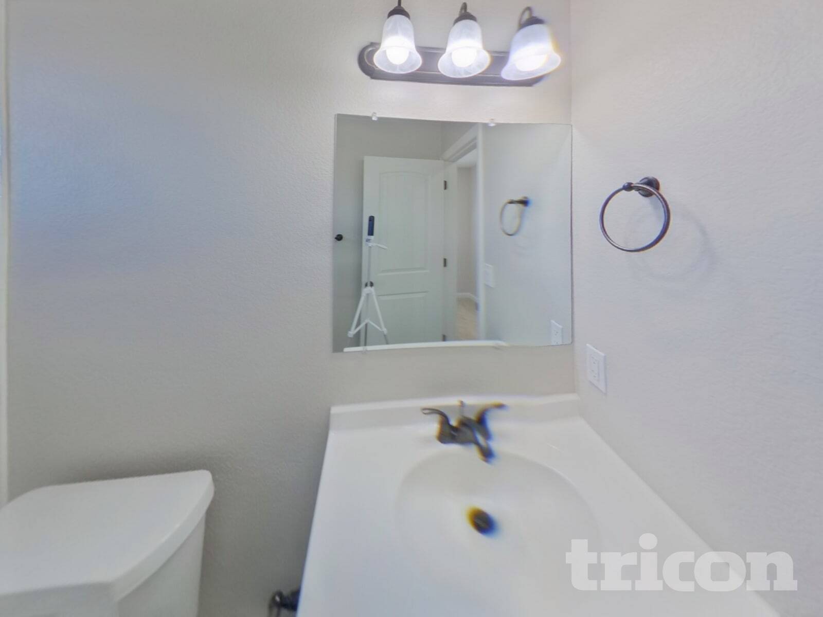 Building Photo - 4080 Candea Ct