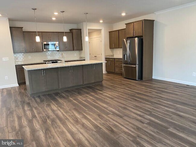 Building Photo - 506 Nursery Ln