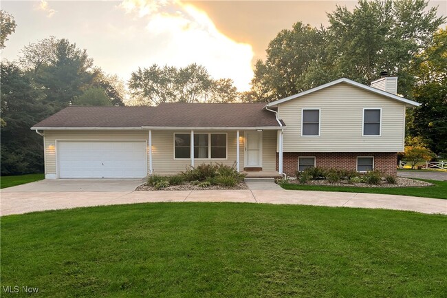 Primary Photo - 273 Allen Dr
