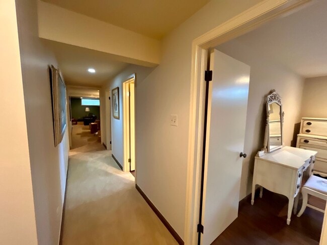 Building Photo - Gorgeous 4 bed 5 bath Luxury rental in Cherry Hills Village!