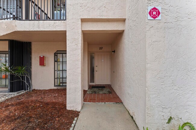 Building Photo - 2339 SW 15th St