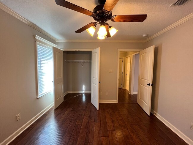 Building Photo - 4136 Bright Creek Rd