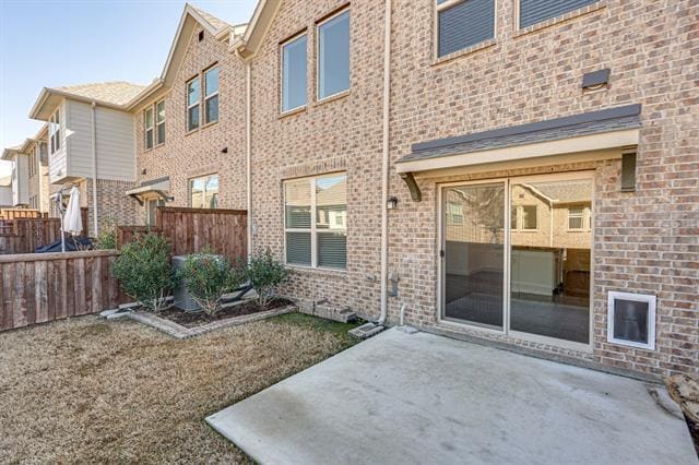 Building Photo - 2725 Splendor Ln