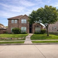 Building Photo - 1391 Riverside Oaks Dr