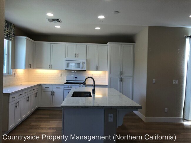 Building Photo - 3 br, 2.5 bath House - 9301 Vintner Circle