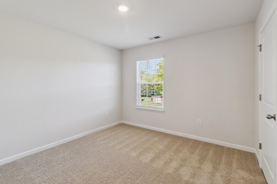 Building Photo - 65 Blue Aspen Dr