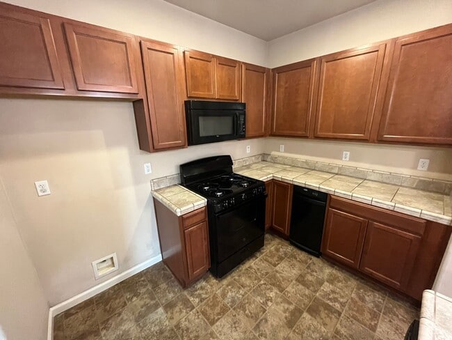Building Photo - Great Town House Coming Soon!