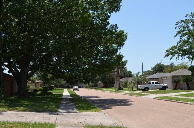 Building Photo - 2439 Colton Hollow Dr