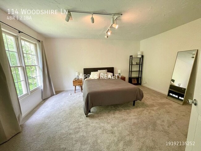 Building Photo - 114 Woodshire Ln