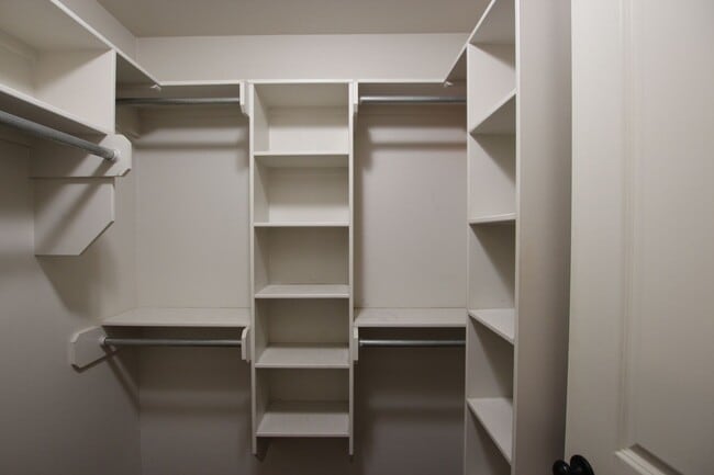 Building Photo - Tour Today! 3 Bedroom 2 Bath in Lindale ISD!