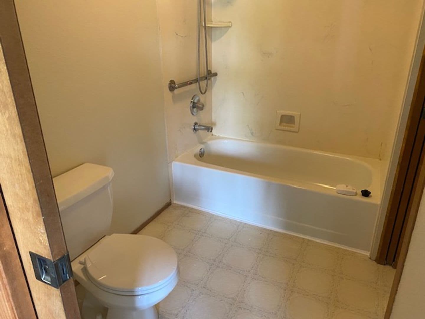 Upstairs full bath - 329 Bessie St
