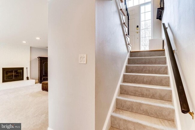 Building Photo - 6519 Engel Dr