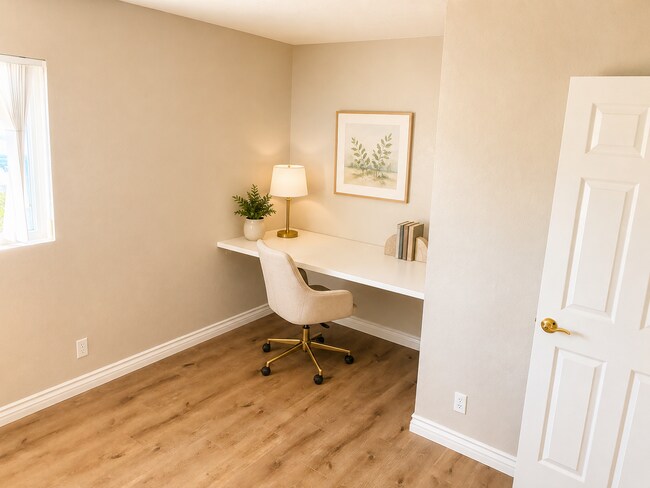 Building Photo - Beautiful Single-Story Home in the Desirable San Carlos Neighborhood