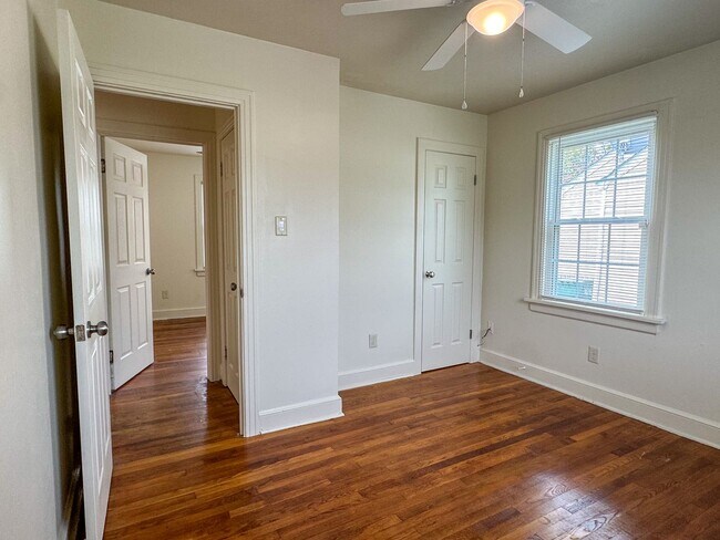 Building Photo - 1809 Geffert Dr