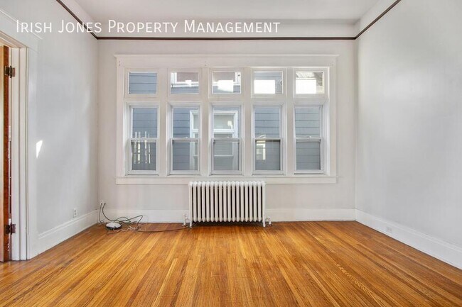 Building Photo - 796 Columbus Pkwy