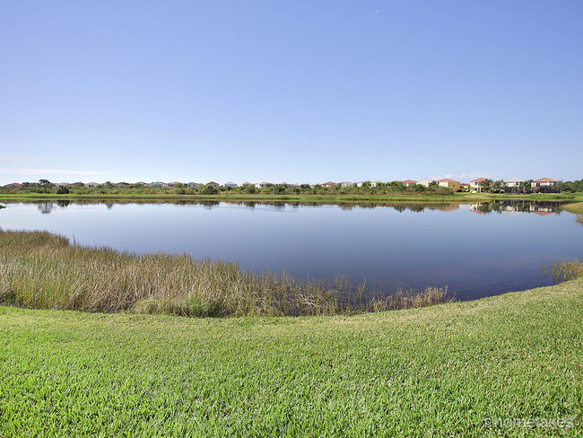 Building Photo - 12898 SW Lake Fern Cir