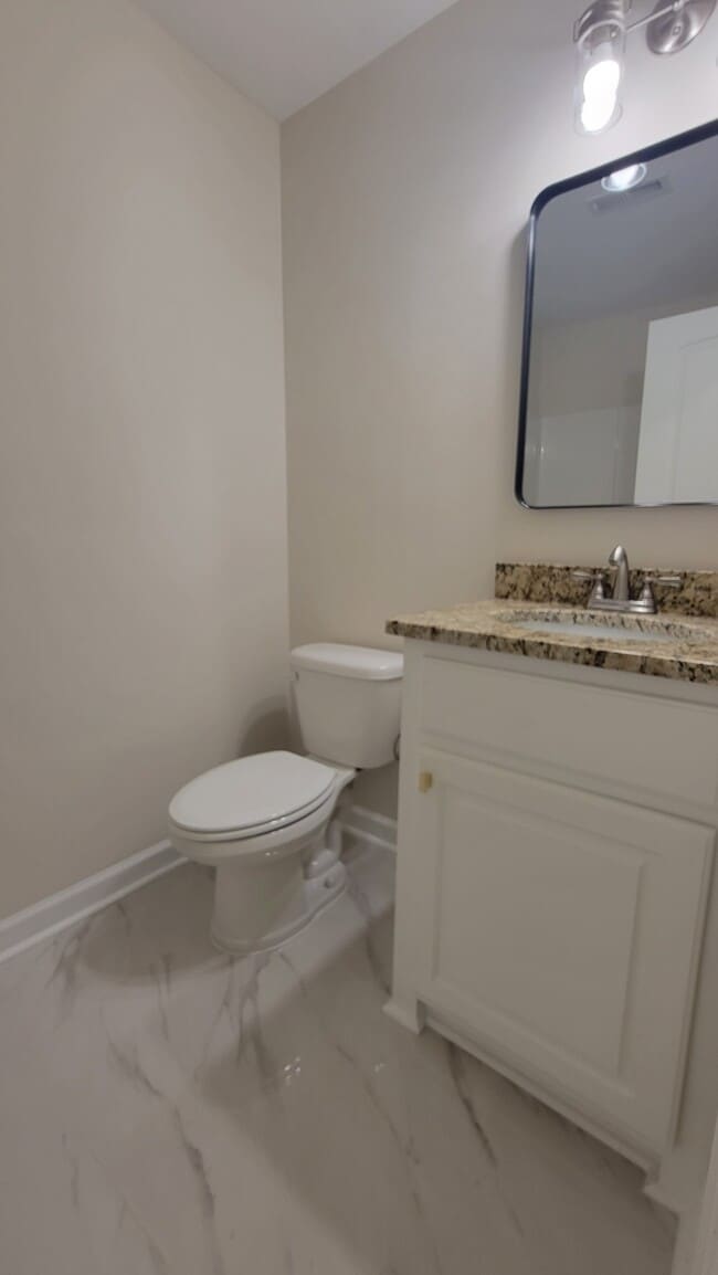 Building Photo - 1367 Wildwood Ln