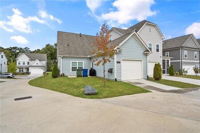 Building Photo - 2047 Drew Dr