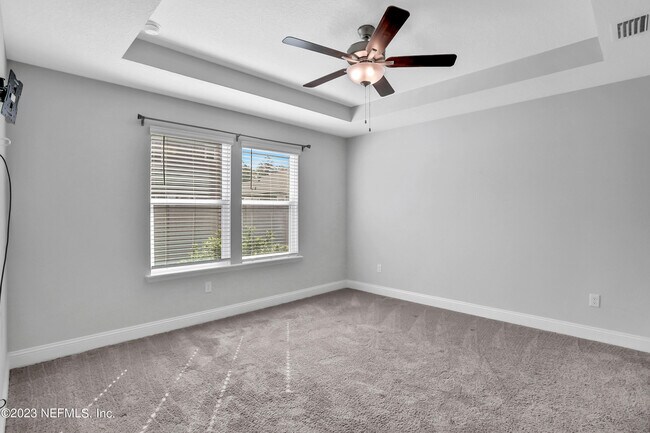 Building Photo - 212 Ruskin Dr