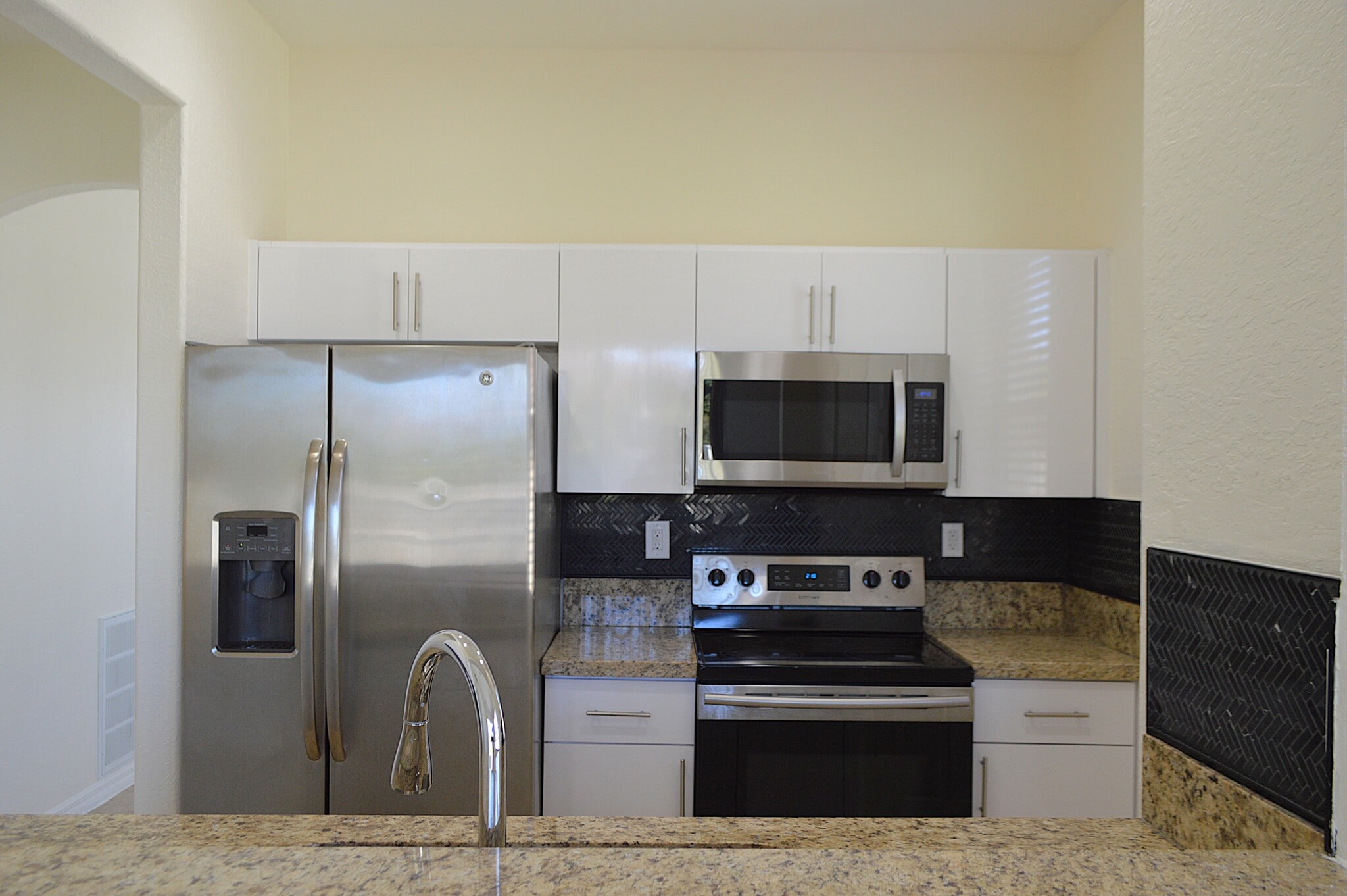 Building Photo - 23701 SW 110th Ave