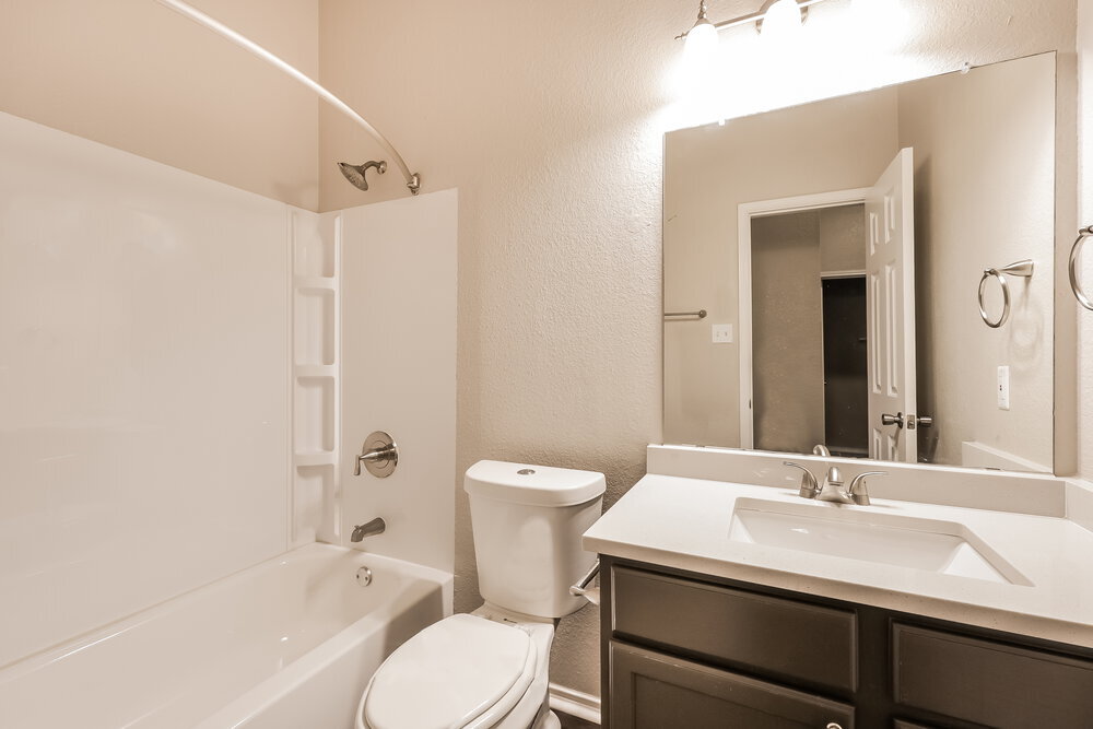 Building Photo - 4701 Palm Ridge Dr