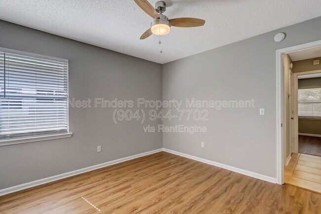 Building Photo - 9642 Pritmore Rd E