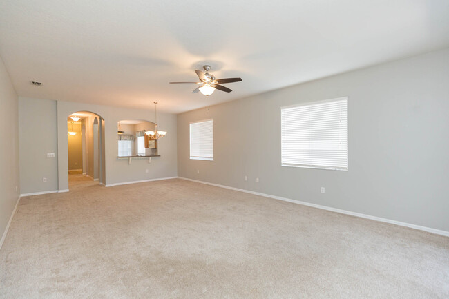 Building Photo - 18135 Nassau Point Dr