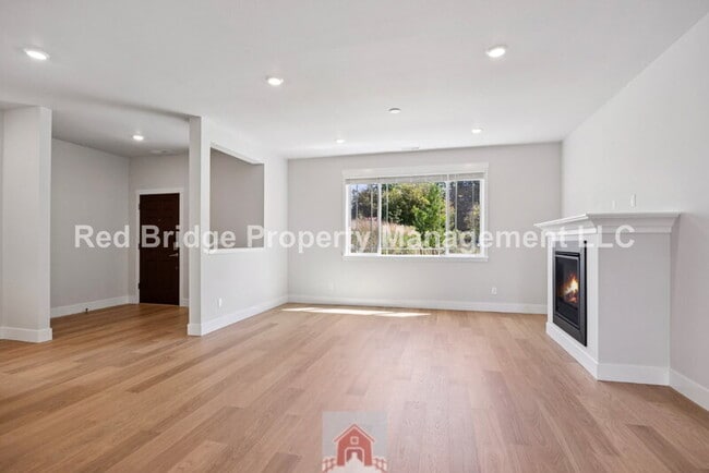 Building Photo - 16626 SW Noosa Ct